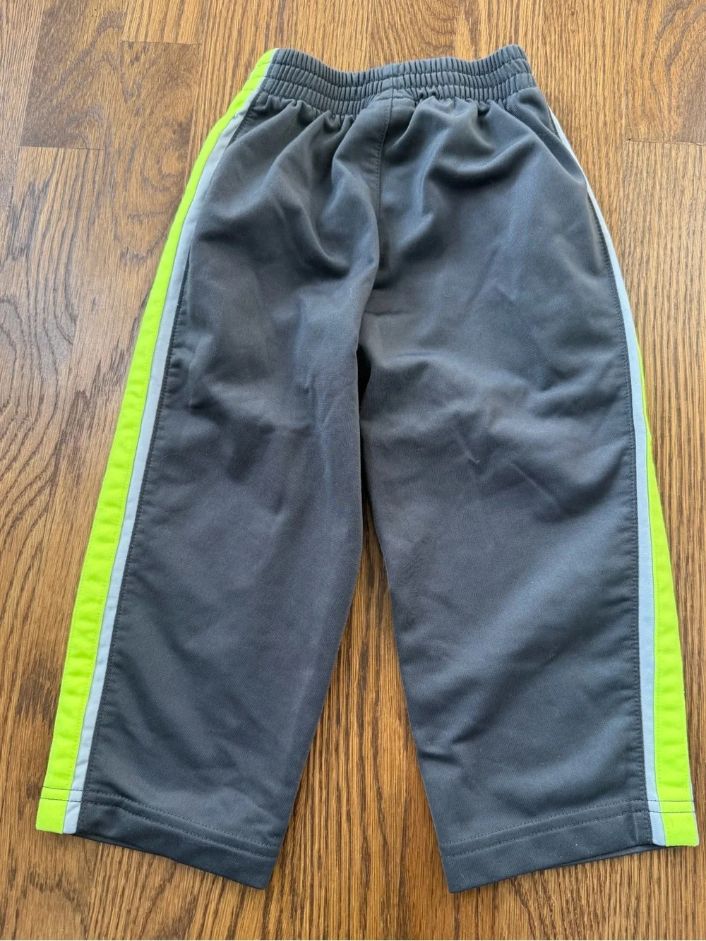 Grey and Lime Green Activewear Outfit, size 2T